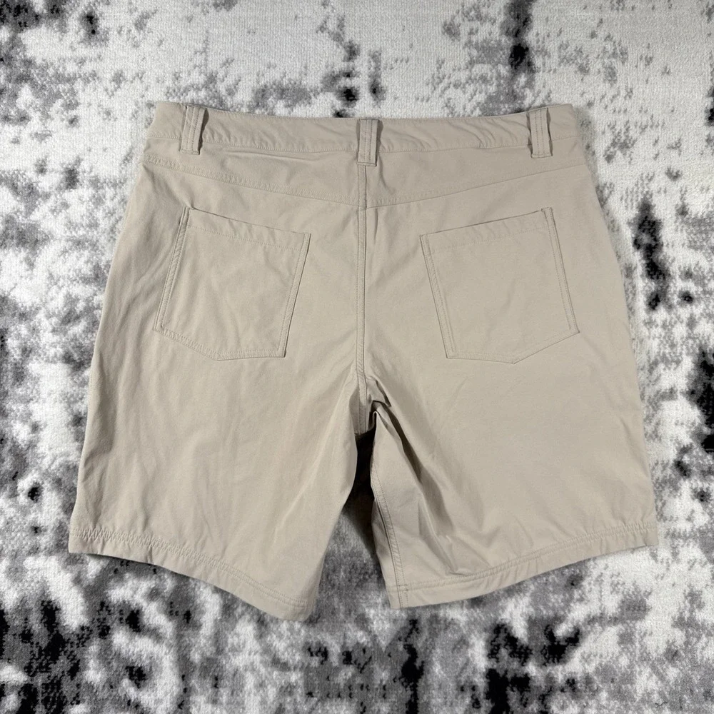 North Face Retrack‎ II Shorts Mens Size 38 Beige Performance Stretch Outdoors